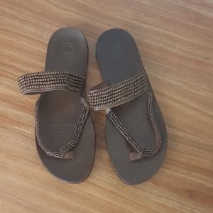 Women's owl sandals size 10 Brown beads summer